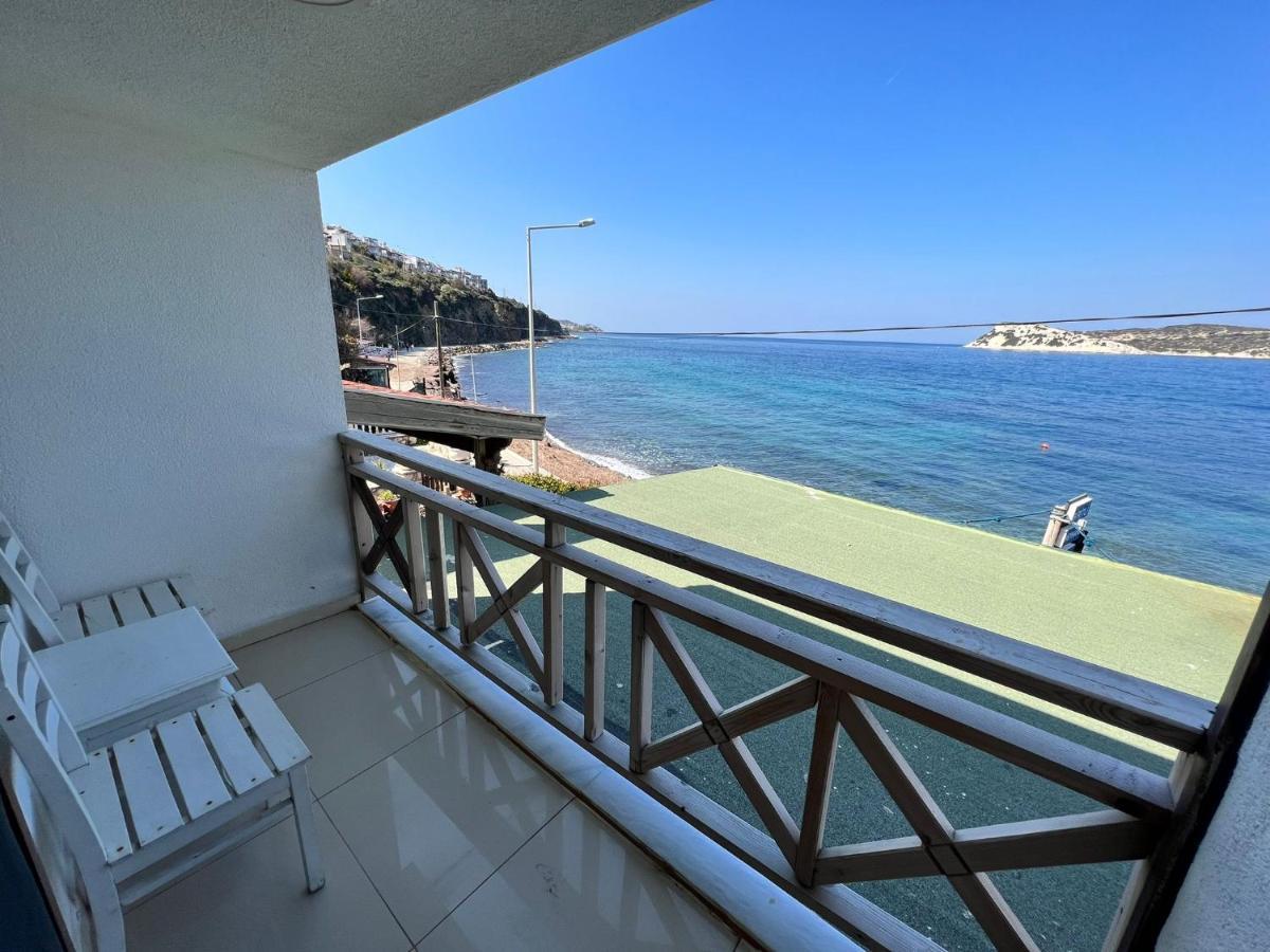 Giritli Rum Meyhanesi & Butik Otel Karaburun  Buitenkant foto