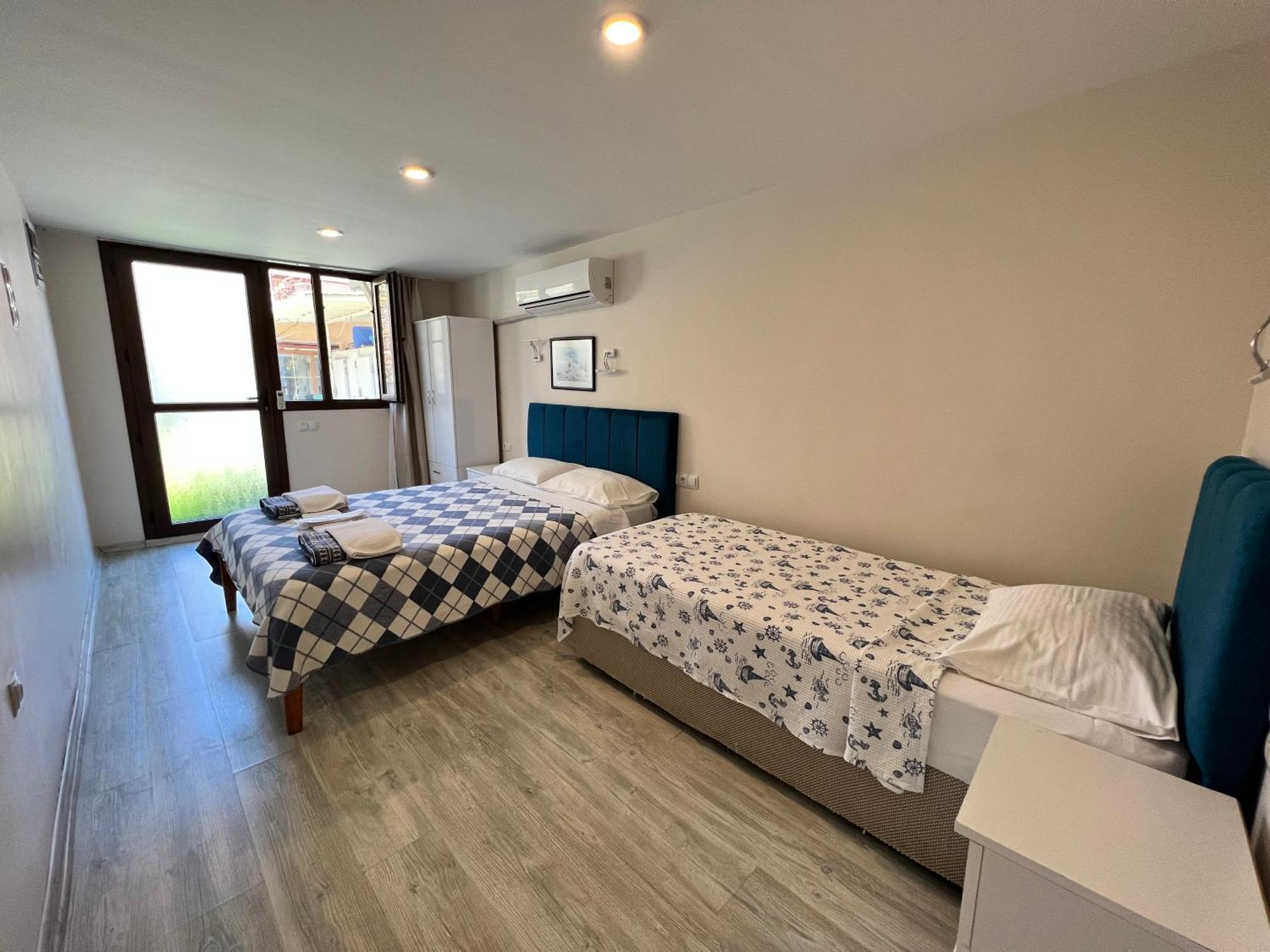 Giritli Rum Meyhanesi & Butik Otel Karaburun  Buitenkant foto