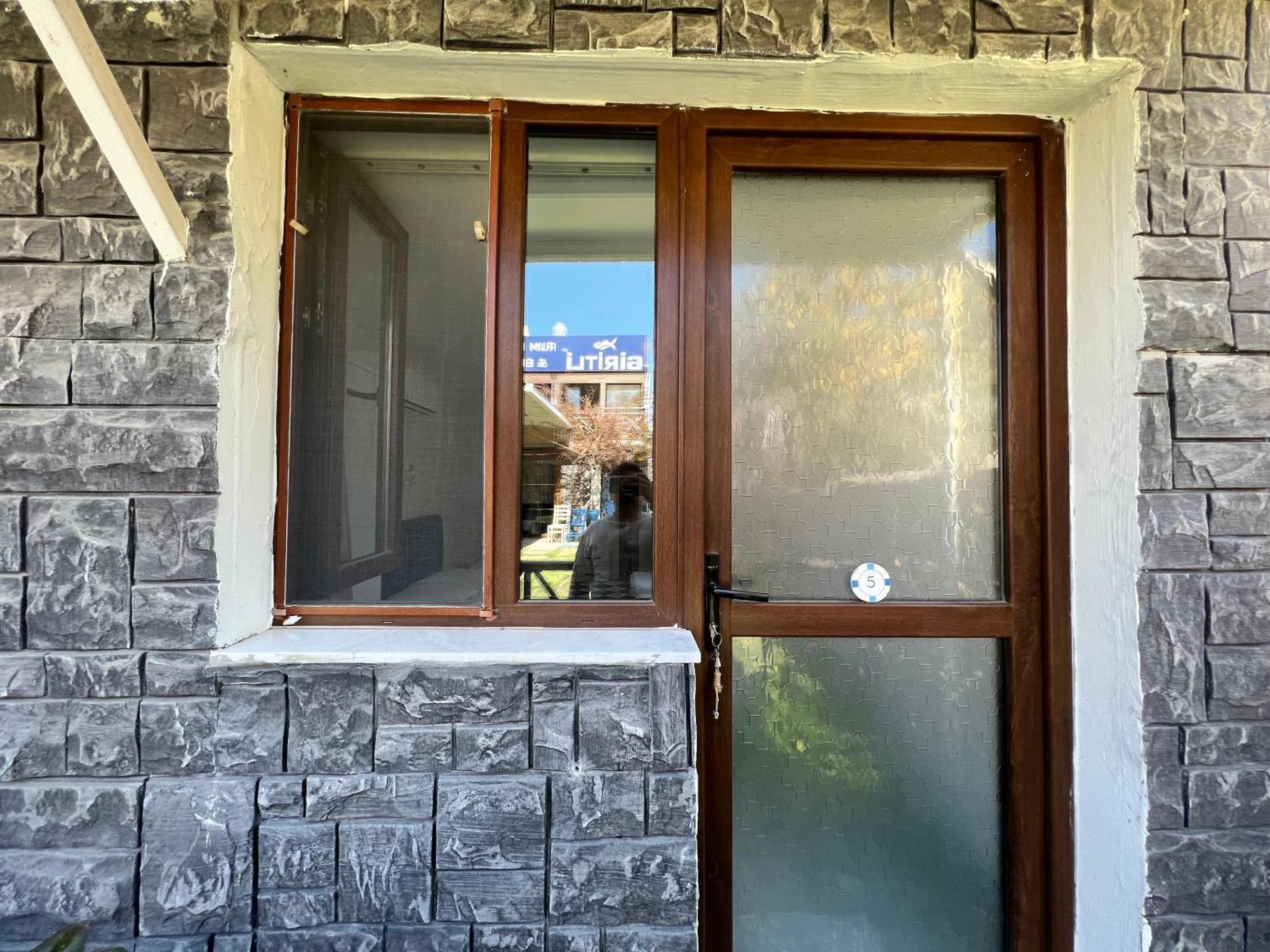 Giritli Rum Meyhanesi & Butik Otel Karaburun  Buitenkant foto